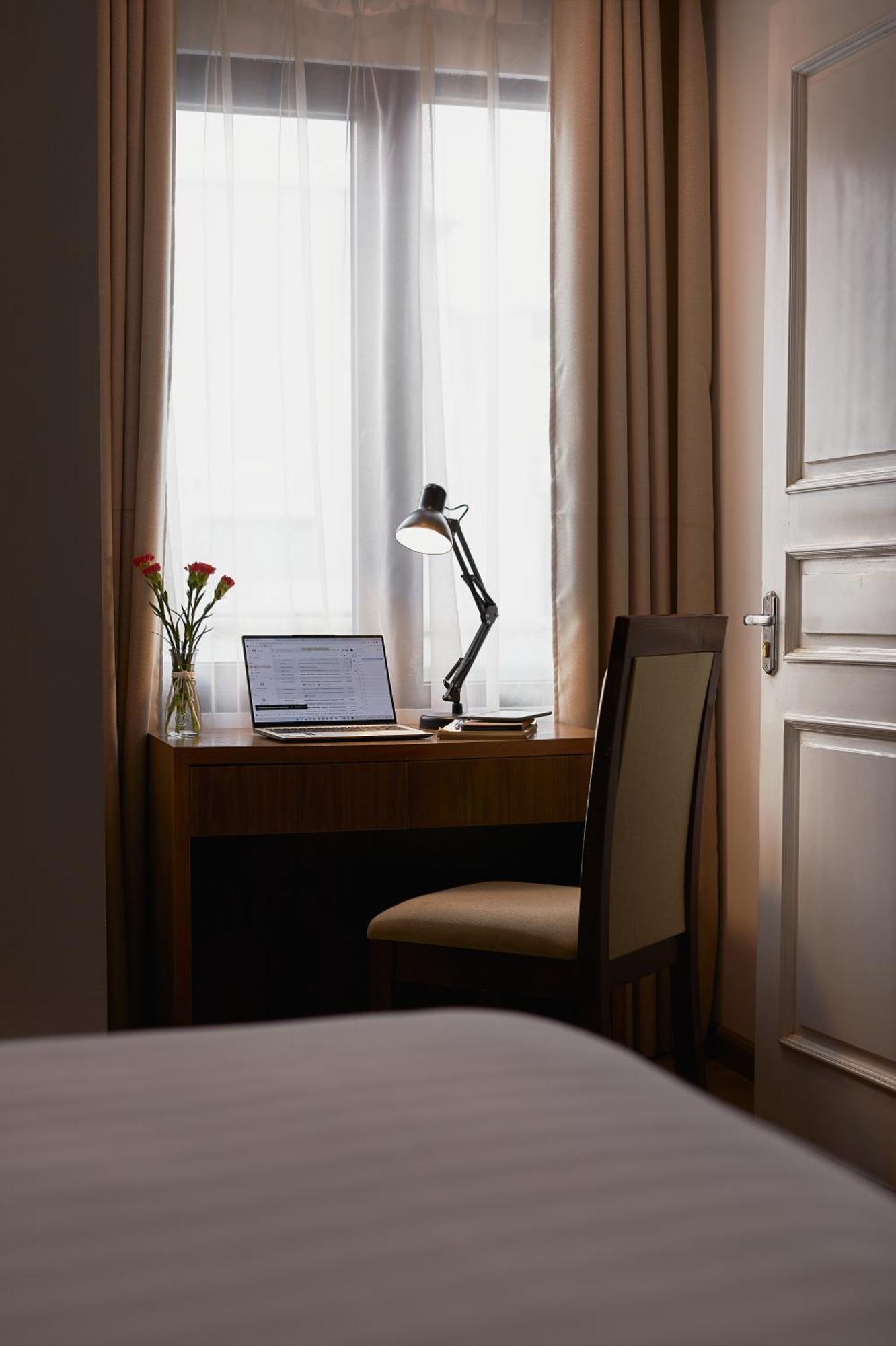 The Bloom Classic - Hotel And Bistro Hanoi Eksteriør billede